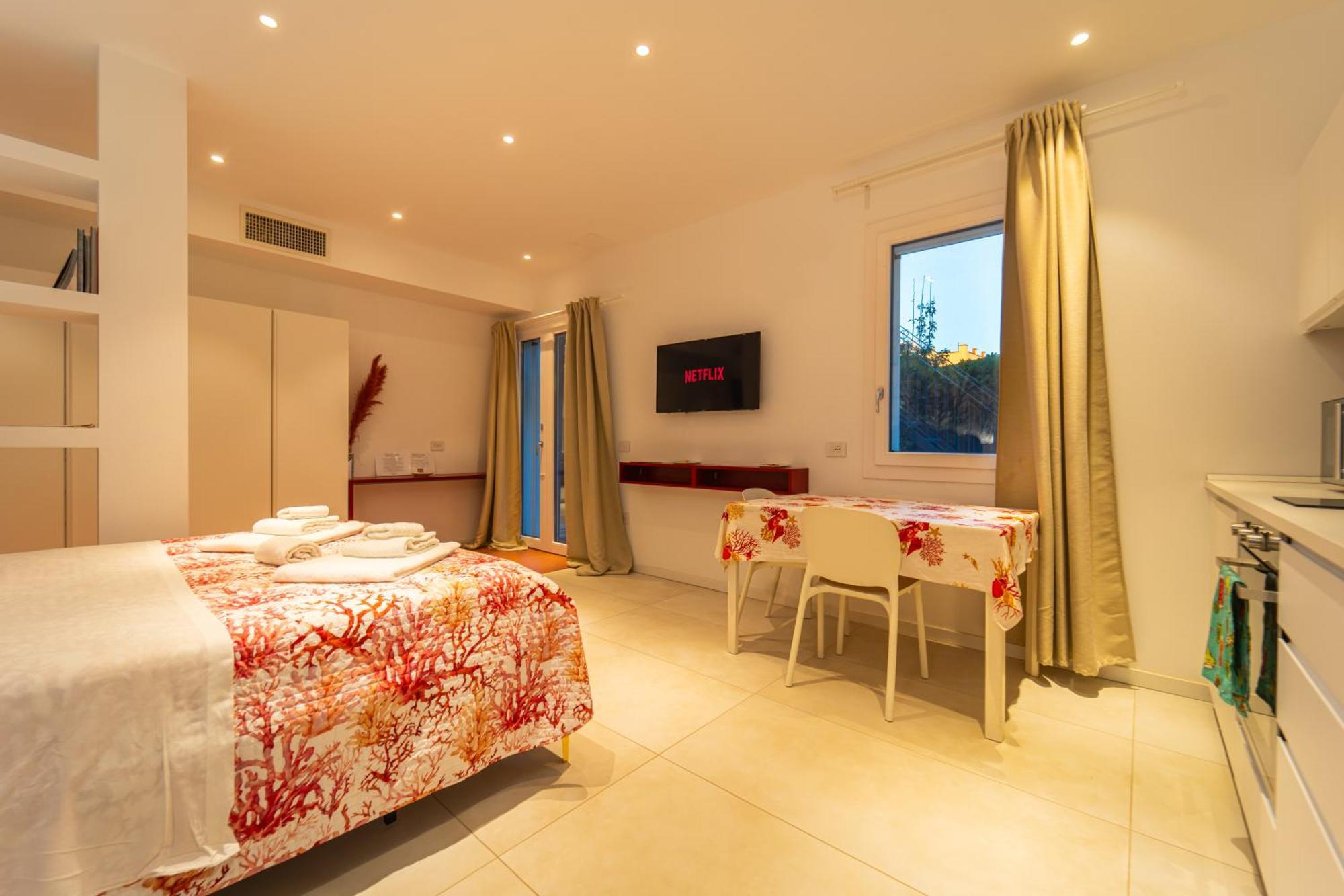 Paquja Aparthotel Quartu SantʼElena Kültér fotó